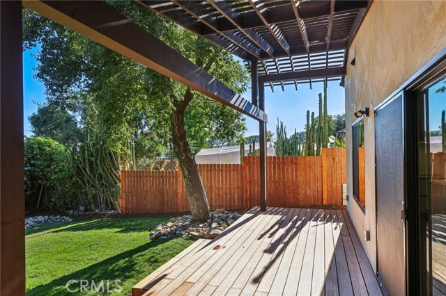 6950 Beckett Street, Tujunga CA: https://media.crmls.org/medias/500796b6-78d3-4f4a-81b4-f71966abd05c.jpg