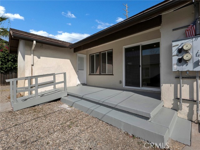 Detail Gallery Image 33 of 34 For 22222 Vanowen, Woodland Hills,  CA 91303 - 5 Beds | 2 Baths