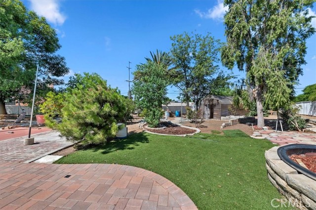 22711 Pebblestone Drive, Nuevo CA: https://media.crmls.org/medias/5009b719-a1a7-4e5b-bf48-72867a9b65b6.jpg