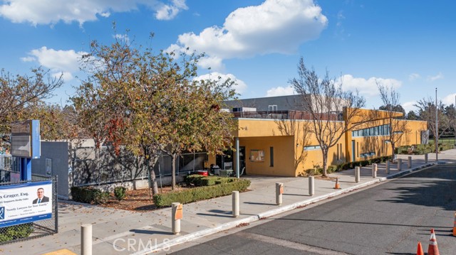 Image 67 of 69 For 15460 La Maida Street