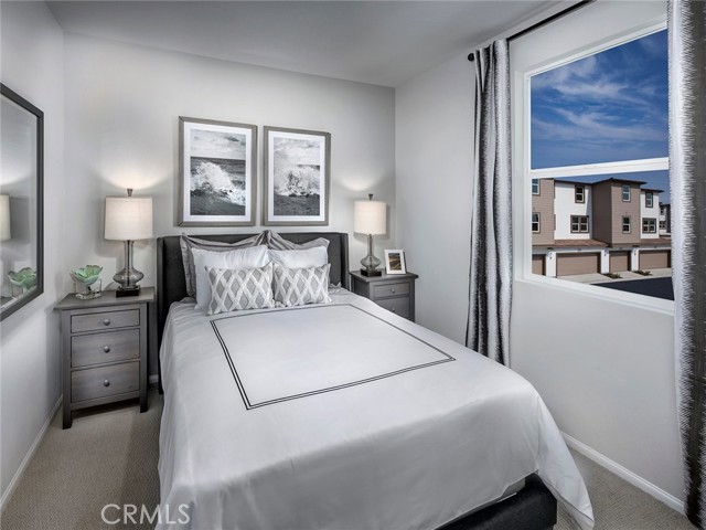 203 Aurora Lane, Pomona CA: https://media.crmls.org/medias/500a361f-ad5a-43e4-b362-da34f6e2db2b.jpg