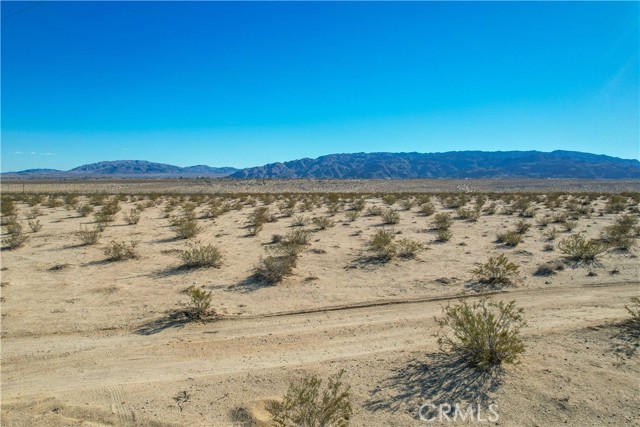 Detail Gallery Image 21 of 32 For 71015 Two Mile Rd, Twentynine Palms,  CA 92277 - – Beds | – Baths