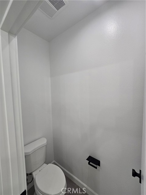 Detail Gallery Image 12 of 24 For 10401 N Loop Bld, California City,  CA 93505 - 4 Beds | 2/1 Baths