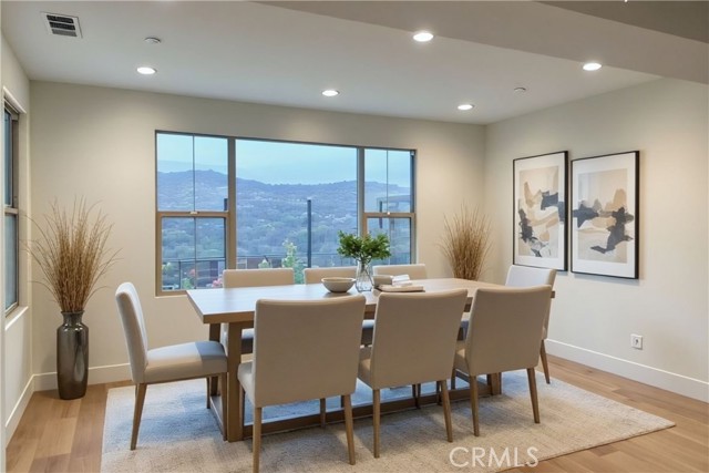 Detail Gallery Image 23 of 38 For 107 Somera, Irvine,  CA 92602 - 4 Beds | 3 Baths