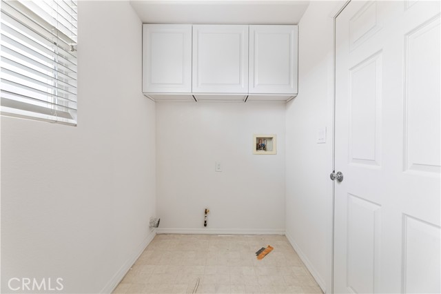 Detail Gallery Image 31 of 45 For 151 W Redwood Ct, Covina,  CA 91723 - 3 Beds | 2/1 Baths