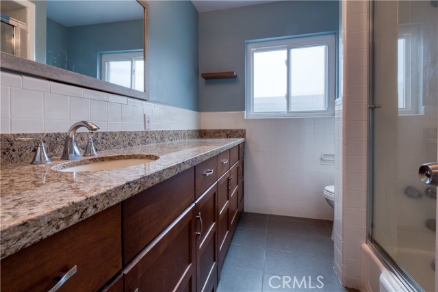 1130 E 1st Street, Long Beach CA: https://media.crmls.org/medias/500bcccf-7061-4fc6-9886-424de7733d04.jpg