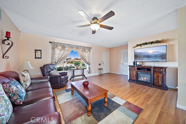 600 Rainier Way, Hemet, CA, 92543 600 Rainier Way, Hemet, CA, 92543