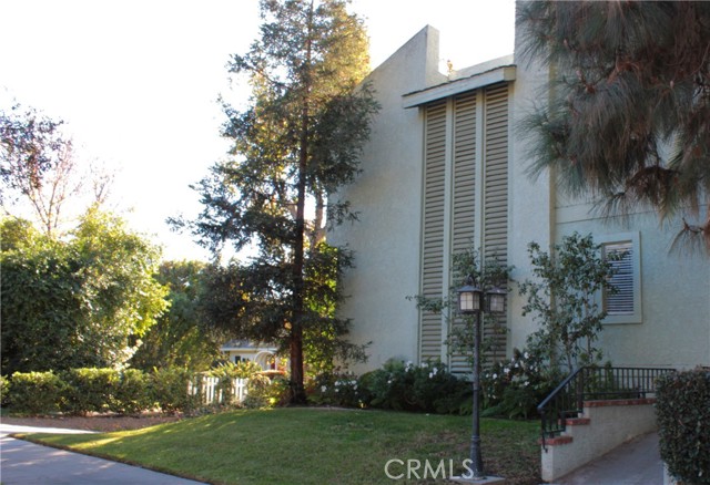 1454 E Orange Grove Blvd #2, Pasadena, CA 91104