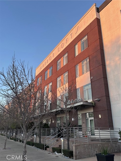 Detail Gallery Image 30 of 30 For 116 S Harbor Bld #102,  Anaheim,  CA 92805 - 2 Beds | 2/1 Baths