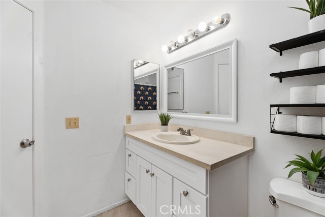 Detail Gallery Image 28 of 41 For 4201 W 5th St #225,  Santa Ana,  CA 92703 - 2 Beds | 1 Baths