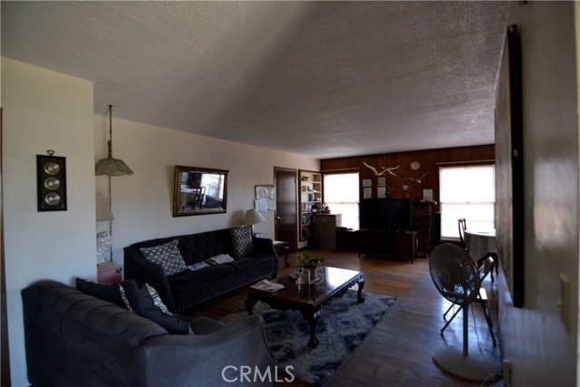 1435 E Rosewood Avenue, Anaheim CA: https://media.crmls.org/medias/500e53ef-12ad-400a-ae59-f67e53c001e4.jpg