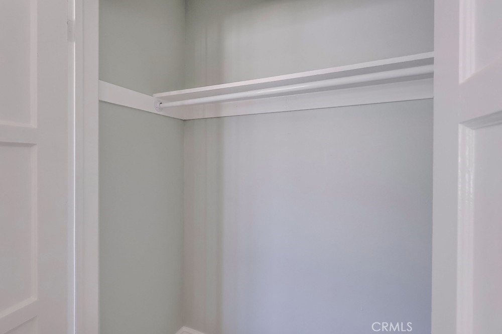 https://media.crmls.org/medias/500e6f29-7b77-47a3-9d33-debcfff5595e.jpg?preset=X-Large