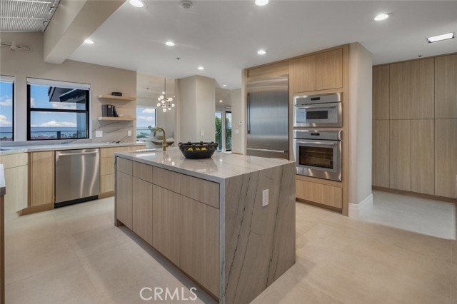 Detail Gallery Image 21 of 75 For 25102 Alicia Dr, Dana Point,  CA 92629 - 5 Beds | 4/2 Baths