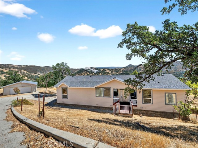 2564 Indian Hill Road, Clearlake Oaks CA: https://media.crmls.org/medias/500ecb19-d2ad-4aac-924e-40eee36f8d08.jpg