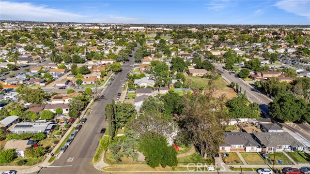Detail Gallery Image 31 of 42 For 318 E 11th St, Pomona,  CA 91766 - 5 Beds | 2/1 Baths
