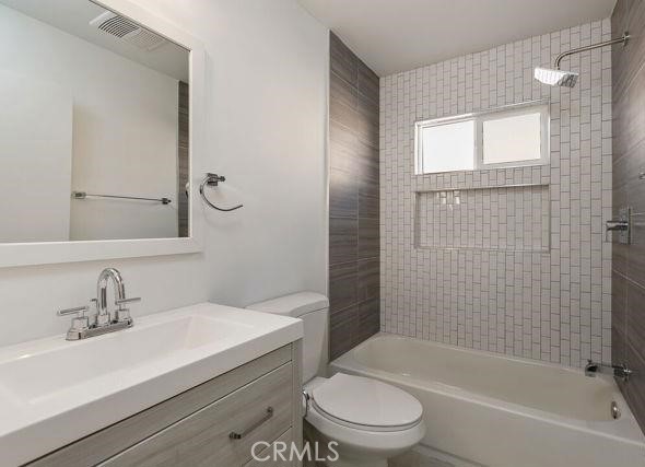 MLS #OC26134374 image #23