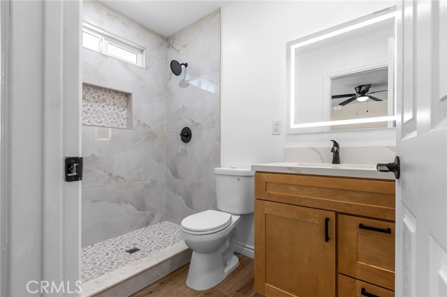 530 E 3rd Street, Rialto CA: https://media.crmls.org/medias/50112151-e066-440d-9cb8-714ac645c92c.jpg