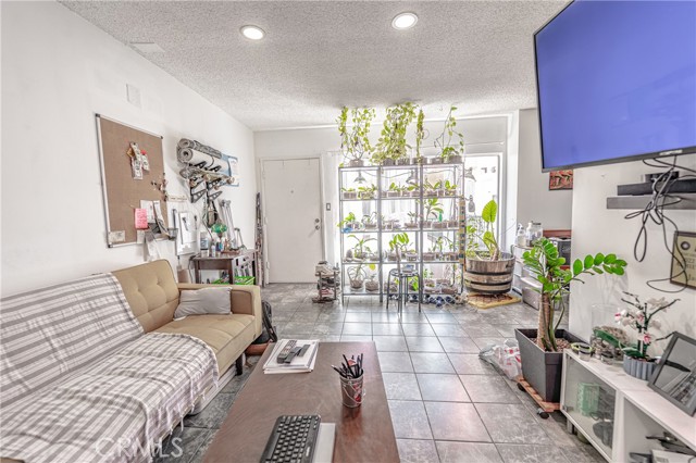 Detail Gallery Image 16 of 29 For 335 Cedar Ave #410,  Long Beach,  CA 90802 - 1 Beds | 1 Baths