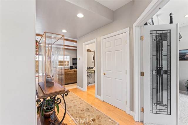 Detail Gallery Image 20 of 72 For 197 Massive Rd, Lake Arrowhead,  CA 92317 - 4 Beds | 3/1 Baths