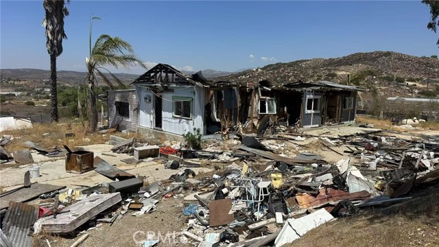 40615 Sage Road, Hemet CA: https://media.crmls.org/medias/501156dc-9a77-481d-869f-76712f21b4bd.jpg