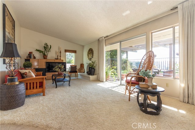 Detail Gallery Image 3 of 54 For 27882 via Silva, Mission Viejo,  CA 92692 - 2 Beds | 1/1 Baths