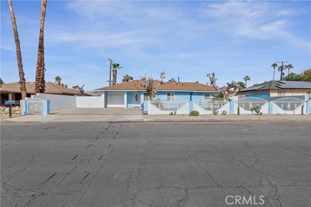 Detail Gallery Image 26 of 36 For 3760 E Calle San Antonio, Palm Springs,  CA 92264 - 3 Beds | 3 Baths