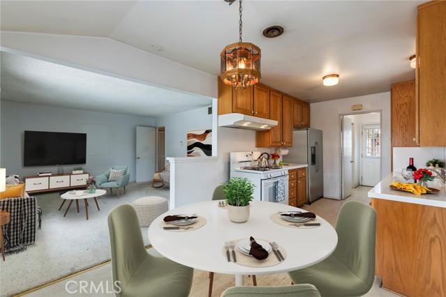 Detail Gallery Image 8 of 34 For 8120 E Woodson Street, Long Beach,  CA 90808 - 3 Beds | 1/1 Baths