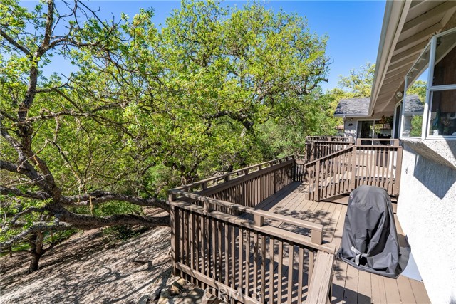 Detail Gallery Image 27 of 39 For 66 Terrace Hill Drive, Paso Robles,  CA 93446 - 3 Beds | 2 Baths