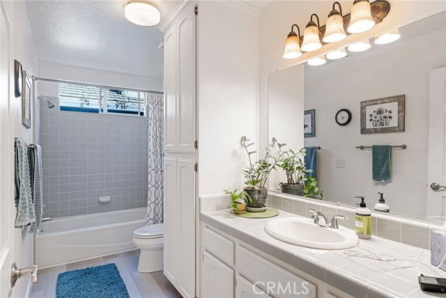 Detail Gallery Image 30 of 45 For 151 via Mission Dr, Chico,  CA 95928 - 3 Beds | 2 Baths