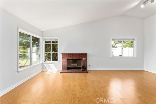 Detail Gallery Image 5 of 32 For 19934 Windwood, Riverside,  CA 92508 - 3 Beds | 2 Baths