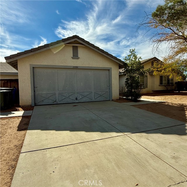 Detail Gallery Image 4 of 43 For 22594 Cuyama Ct, Apple Valley,  CA 92307 - 3 Beds | 2 Baths