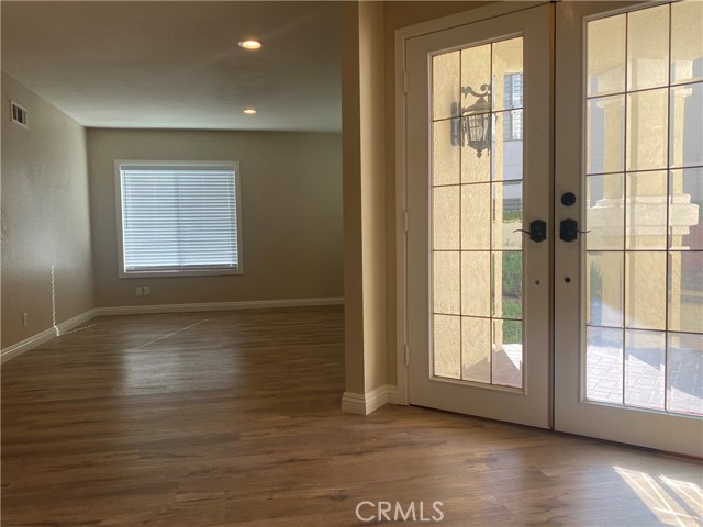 Detail Gallery Image 4 of 20 For 24721 Las Alturas Ct, Laguna Hills,  CA 92653 - 5 Beds | 3 Baths