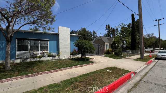 706 S Meridian Avenue, Alhambra CA: https://media.crmls.org/medias/50146790-9a5a-4657-834c-1eab37137d97.jpg