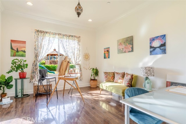 Detail Gallery Image 20 of 72 For 10817 W Stallion Ranch Rd, Sunland,  CA 91040 - 5 Beds | 6 Baths