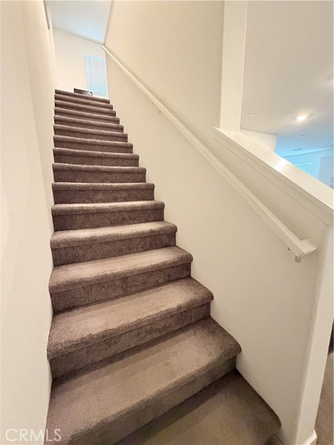 16584 Poppy Seed Ln, Fontana CA: https://media.crmls.org/medias/501566e8-2484-4b01-b184-3ffa68ae0bd8.jpg