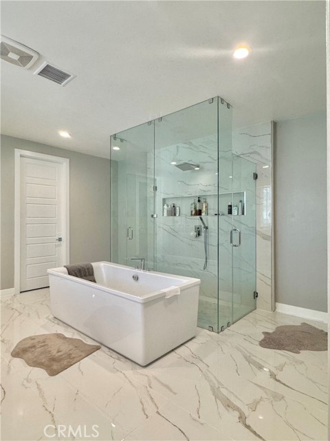 20401 W Aberdeen Lane, Porter Ranch CA: https://media.crmls.org/medias/50157a42-2be4-4ba2-9f0b-c4cd120d6cf9.jpg