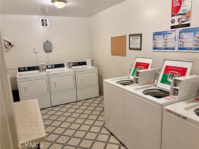 Detail Gallery Image 25 of 27 For 497 S El Molino #106,  Pasadena,  CA 91101 - 2 Beds | 2 Baths