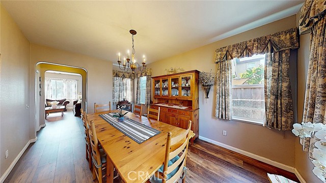 223 Vintage Drive, Turlock CA: https://media.crmls.org/medias/5016003f-06bc-4e75-b46b-3db1b46c1469.jpg