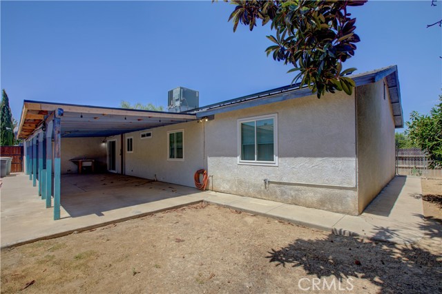 402 La Mesa Street, Merced CA: https://media.crmls.org/medias/5016ee2c-12c5-46c3-bed3-abd7d3501a0a.jpg