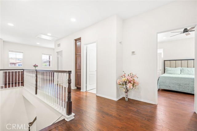 8180 E Brookdale Lane, Anaheim Hills CA: https://media.crmls.org/medias/501749d3-163e-4691-99e1-c7c7a5251dd7.jpg