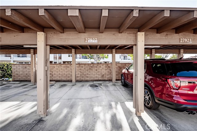 27927 Trocadero, Mission Viejo CA: https://media.crmls.org/medias/50181abe-6d05-46f1-bde9-61d03c06798a.jpg