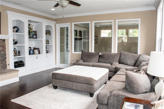 1671 Fairway Drive, Corona CA: https://media.crmls.org/medias/50188e6b-1b9b-4b01-b881-a51d0acc4543.jpg