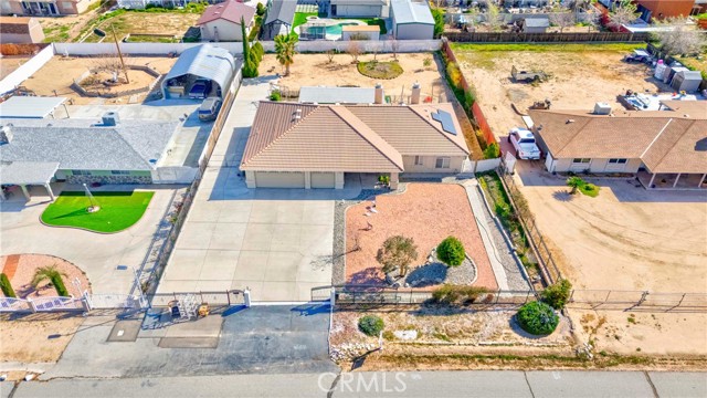 Detail Gallery Image 3 of 52 For 7841 Corona, Hesperia,  CA 92345 - 3 Beds | 2 Baths