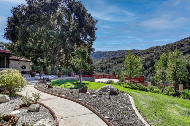 37170 Wildwood View Drive, Yucaipa, California 92399, 5 Bedrooms Bedrooms, ,5 BathroomsBathrooms,Residential,For Sale,37170 Wildwood View Drive,CREV23214451