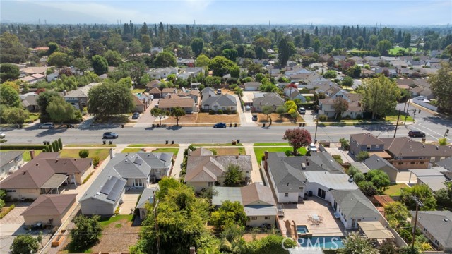 311 N Del Mar Avenue, San Gabriel CA: https://media.crmls.org/medias/501a37dd-4e8d-416c-aec5-9d0b3c2a257d.jpg