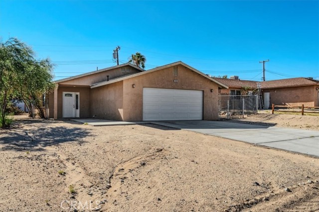 Detail Gallery Image 1 of 25 For 5988 Cahuilla Ave, Twentynine Palms,  CA 92277 - 3 Beds | 2 Baths