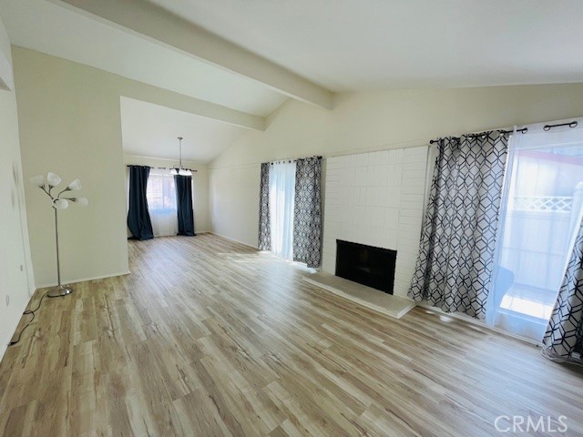 Detail Gallery Image 5 of 27 For 9722 Geyser Ave, Northridge,  CA 91324 - 3 Beds | 2 Baths