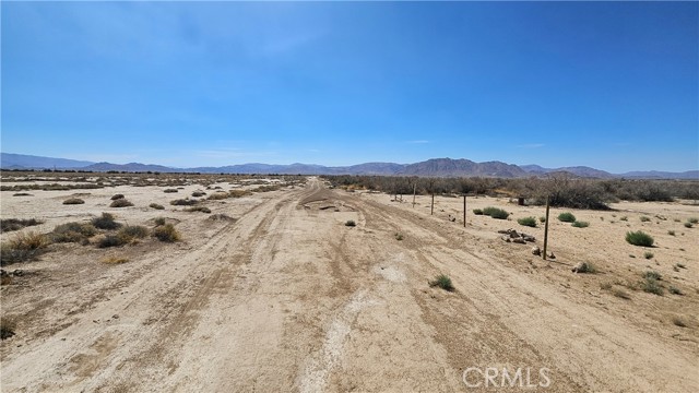 Detail Gallery Image 2 of 6 For 0 Amber Rd., Lucerne Valley,  CA 24354 - – Beds | – Baths