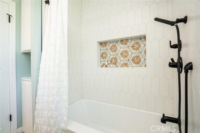 Detail Gallery Image 25 of 56 For 6561 Sabbicas Cir, Huntington Beach,  CA 92647 - 4 Beds | 3 Baths