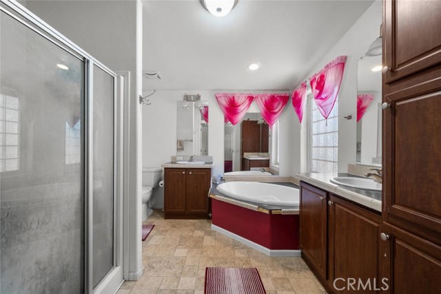 6241 Sespe Avenue, Mojave CA: https://media.crmls.org/medias/501d9e82-f9d9-47c4-9ffb-94016eaa8d6e.jpg